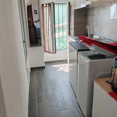 Apartamento Tra Le Finestre Blu Della Pigna *